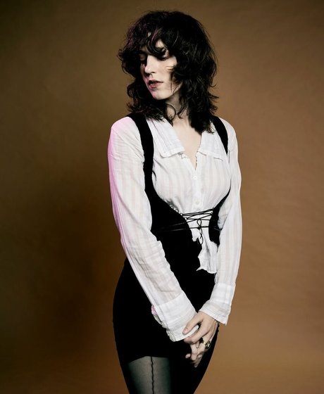 Jasmine van den Bogaerde Nacktbilder von OnlyFans