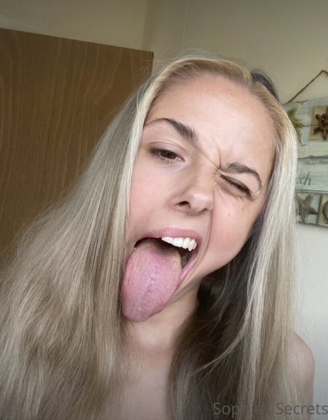 littletreasure44 OnlyFans-Leaks