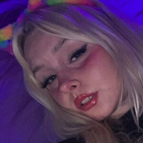 titslikedaisy OnlyFans Striptease