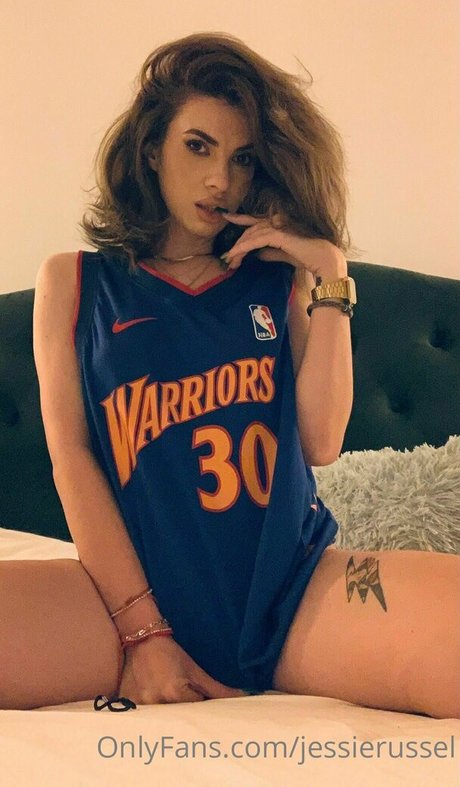 jessierussel OnlyFans Inhalte