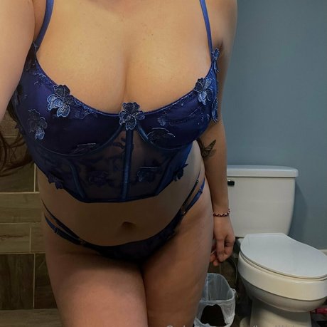 emswrldxo Gratis OnlyFans