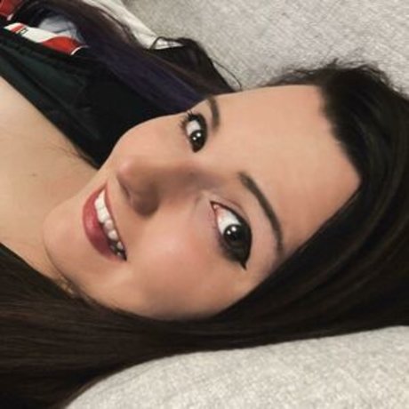 Gamming Bunny Titten OnlyFans