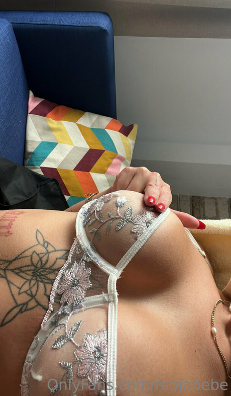 Majabebe OnlyFans Nacktbilder geleakt