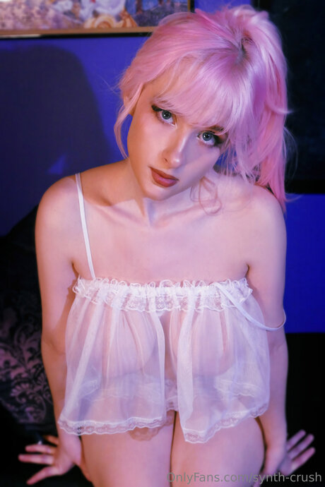 synth crush Nacktbilder von OnlyFans