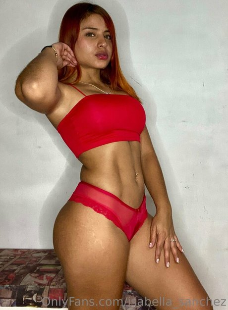 isabella sanchez OnlyFans Strip