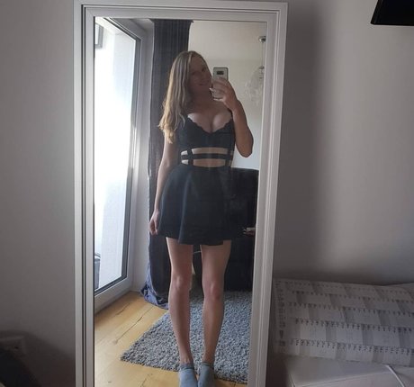 yogalehrerin onlyfans schöner Porno Medien