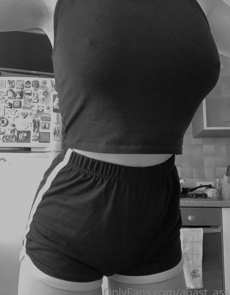 anast ass11 OnlyFans Mega