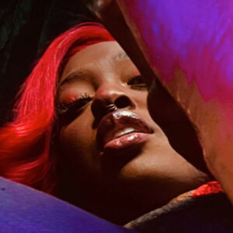 Deebott Oben ohne OnlyFans