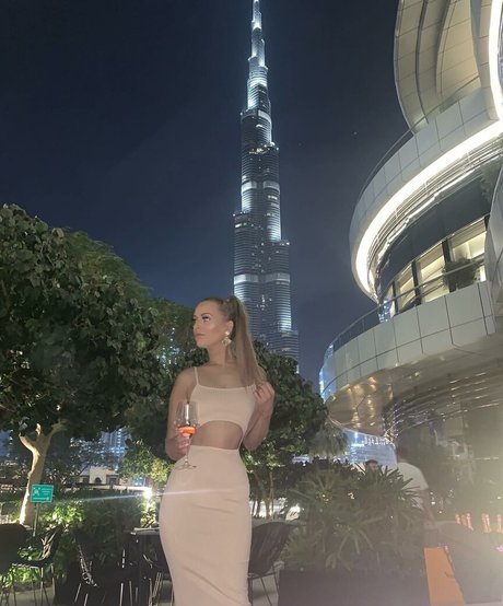 viplaurenxx OnlyFans Star