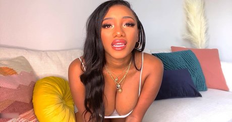 Worship India Leak von OnlyFans Pornografie