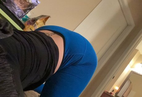 ellirussie Unzensiert OnlyFans