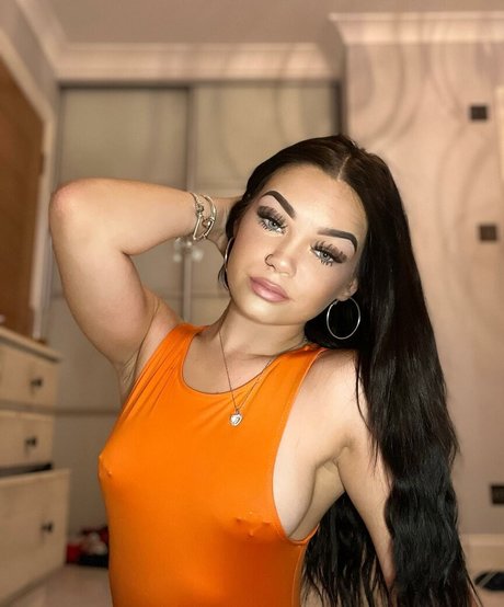 ell maceyx OnlyFans Bilder