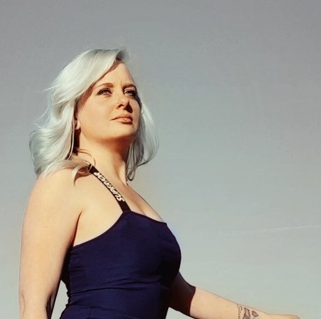 Kimberly Moon OnlyFans Inhalte