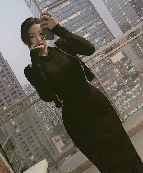 Echo Yue OnlyFans Bilder nackt