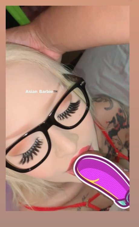 missasianbarbie69 OnlyFans Strip