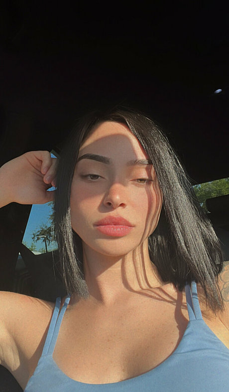 roselinllanes Oben ohne OnlyFans