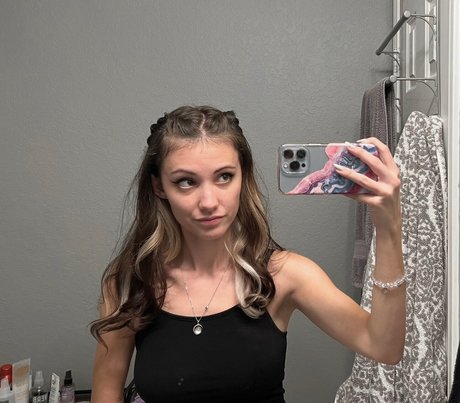 Echochlo XXX OnlyFans