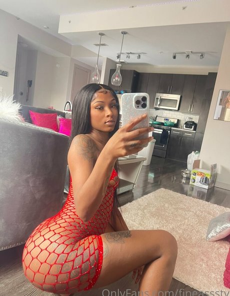 fineasssstv Nacktbilder OnlyFans Leak