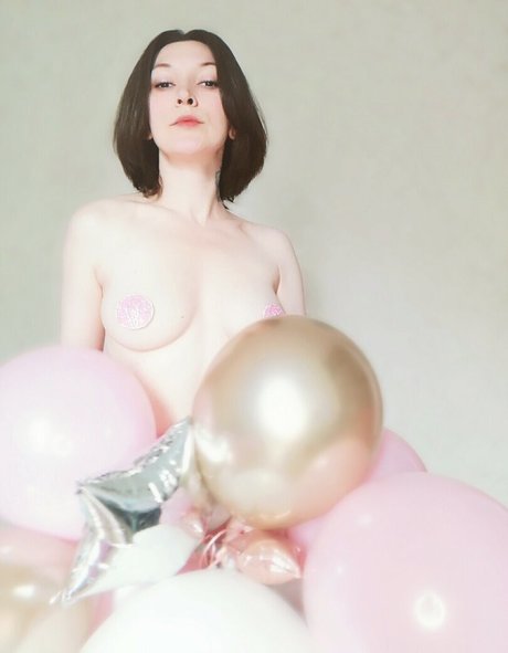 Olya Holmes Leaked OnlyFans Fotos