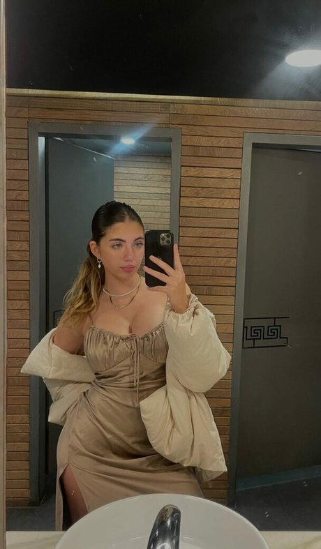 Ela Be eri Nacktbilder von OnlyFans geleakt