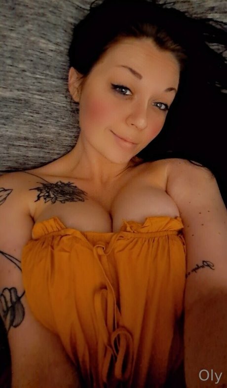 youcancallmeoly Bilder OnlyFans