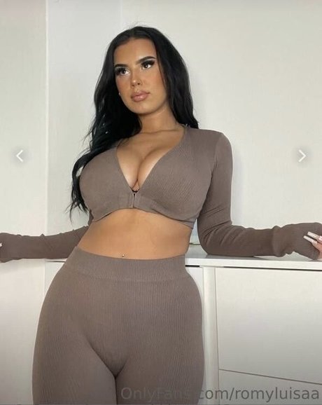 Romyluisaa Nacktbilder von OnlyFans