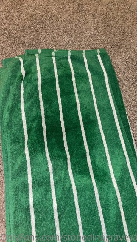 stonedinagraveyard OnlyFans