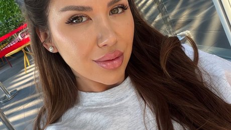 MonicaBae Leak von OnlyFans