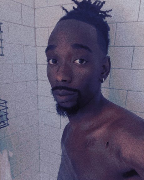 DRAKO MALFOY OnlyFans Brüste Bild