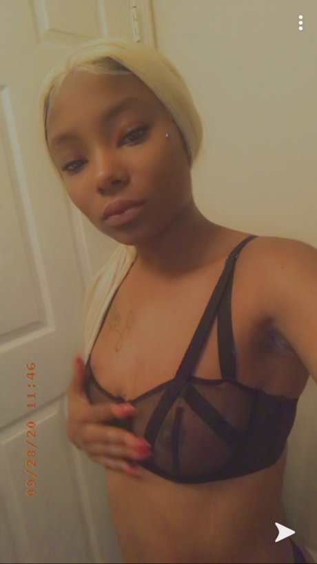MS Tinnyy Leaked OnlyFans Sex