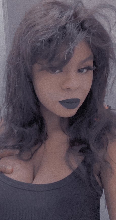 Kristi Katsuragi OnlyFans Bilder