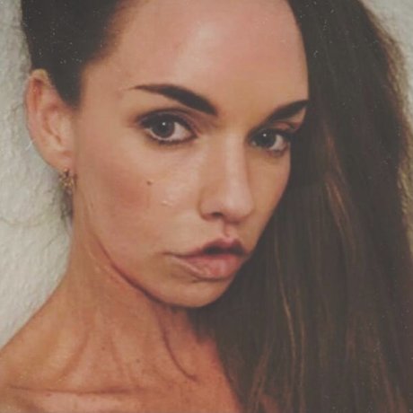 Kitty Noire Leaks von Nacktbildern auf OnlyFans