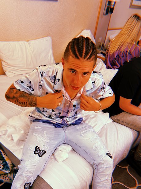 He is who OnlyFans Sex geleakt