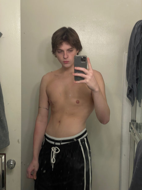 HTTPTWUNK FREE Nacktbilder OnlyFans geleakt