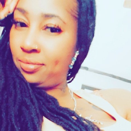 Nina Woods Po OnlyFans