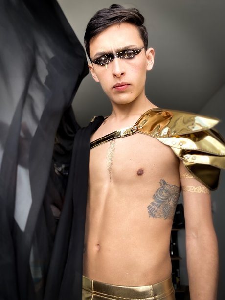 Ken nigth Nacktbilder von OnlyFans