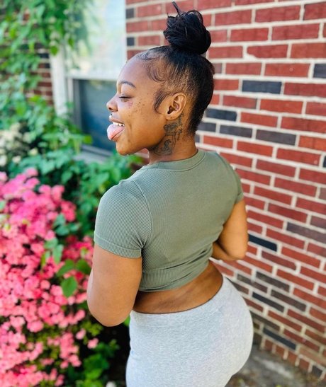 Bigbootylay Nacktbilder von OnlyFans