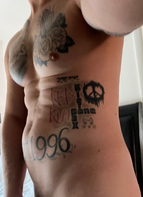 Mac D Brüste OnlyFans