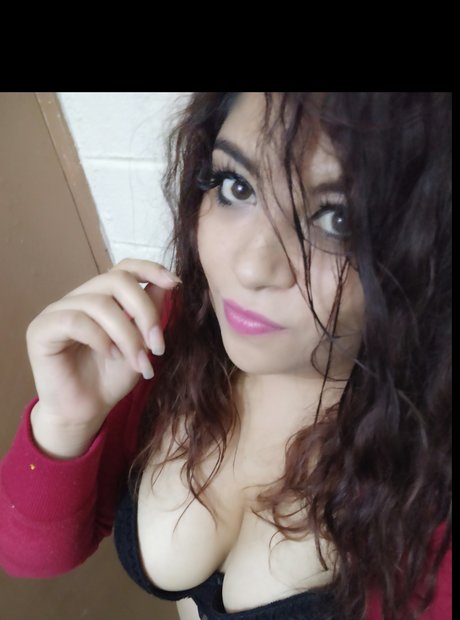 Wen Salazar OnlyFans