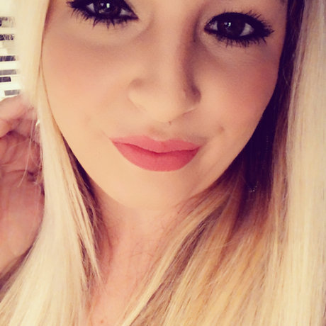 Linzi_ Nacktbilder von OnlyFans