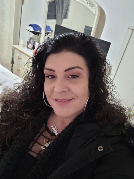 Cyndie Nacktbilder von OnlyFans