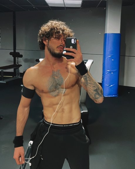 Denny_ Nacktpornos auf OnlyFans