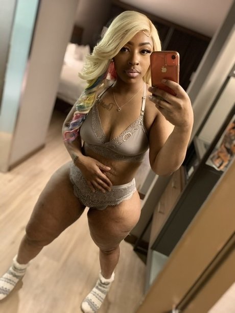 PrettyPinkCookie Nacktpornos auf OnlyFans