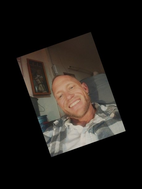 Kevin M_ OnlyFans gratis