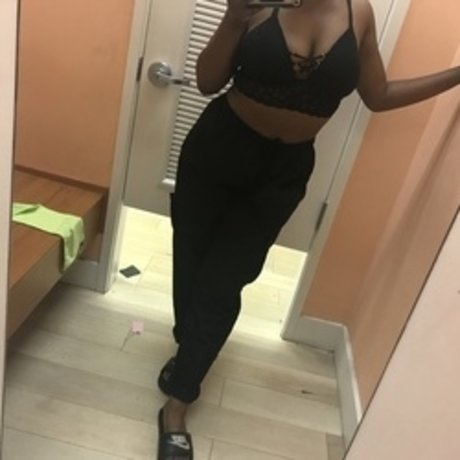 _DoggeBaby Nackt auf OnlyFans Leak