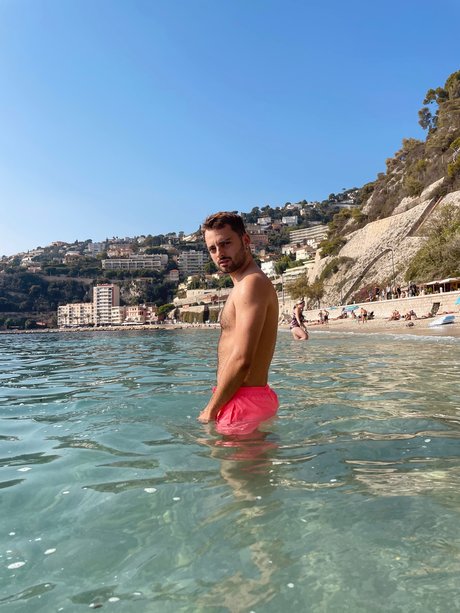 Rapha l_ OnlyFans Model Bilder