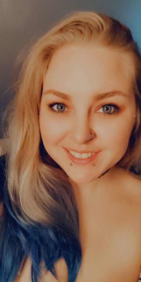 Phoenix babe OnlyFans nackt