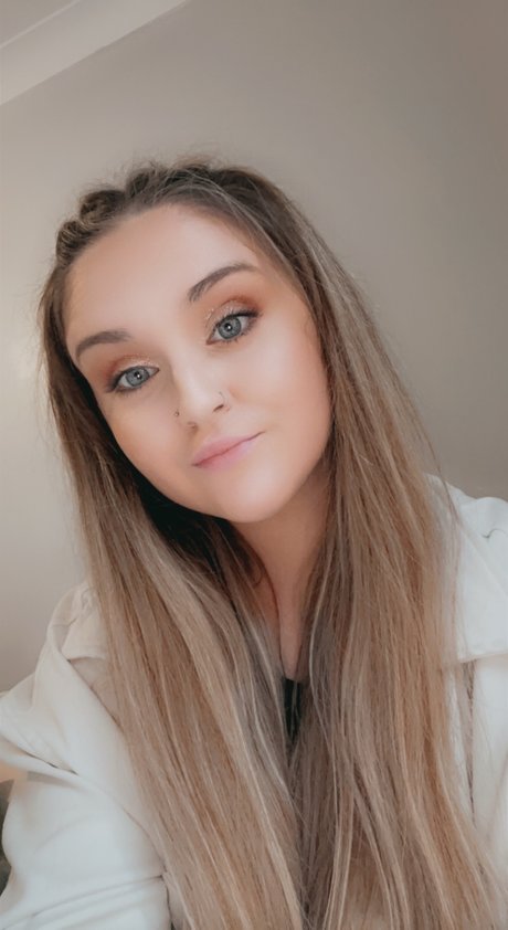 Lacey Roseee Strip OnlyFans