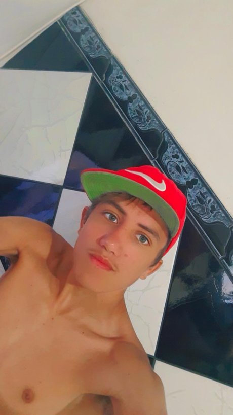 Gabriel Montaleone OnlyFans explizite Inhalte