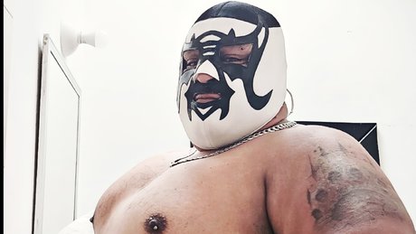 Trakthors NurlyFans-Brüste